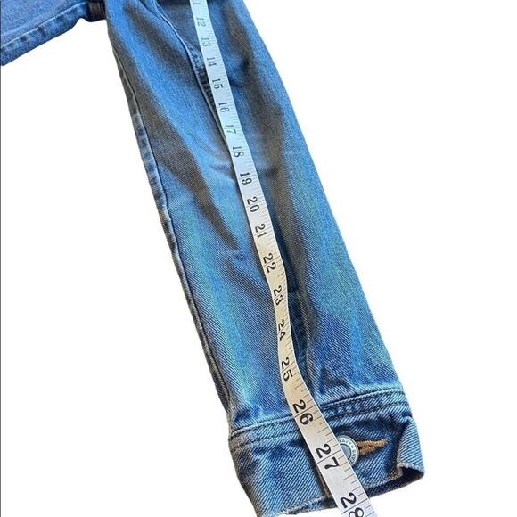 Old Navy Women’s Distressed Denim Jean Jacket Size XS Light Wash - Picture 5 of 9